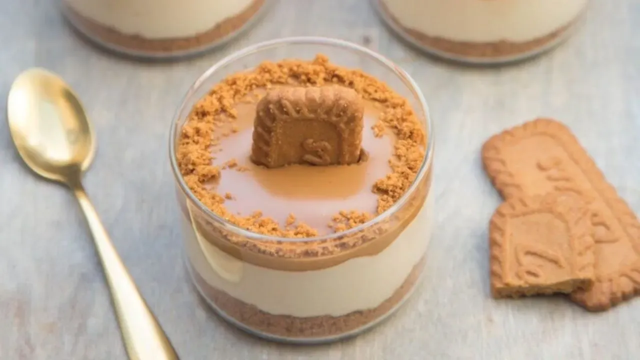 Pudding mit Lotus-Keks