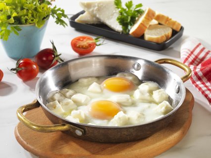 Fried Eggs with Kashar Cheese