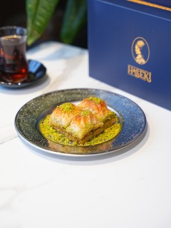 FISTIKLI BAKLAVA